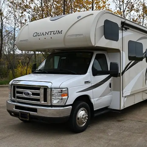 Ford E-350 Class C motorhome