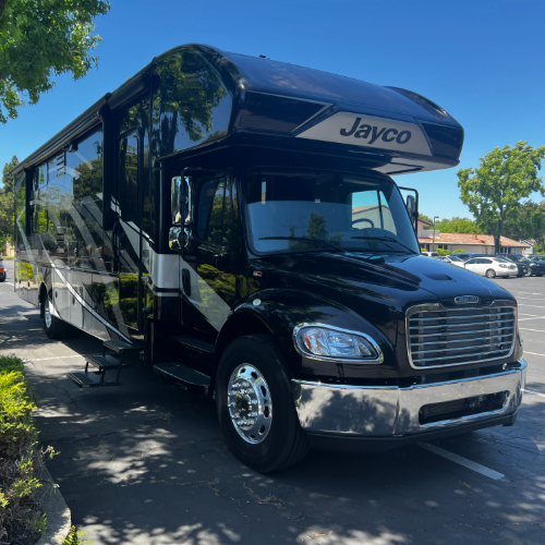 How to Stop a Jayco Seneca from Swaying