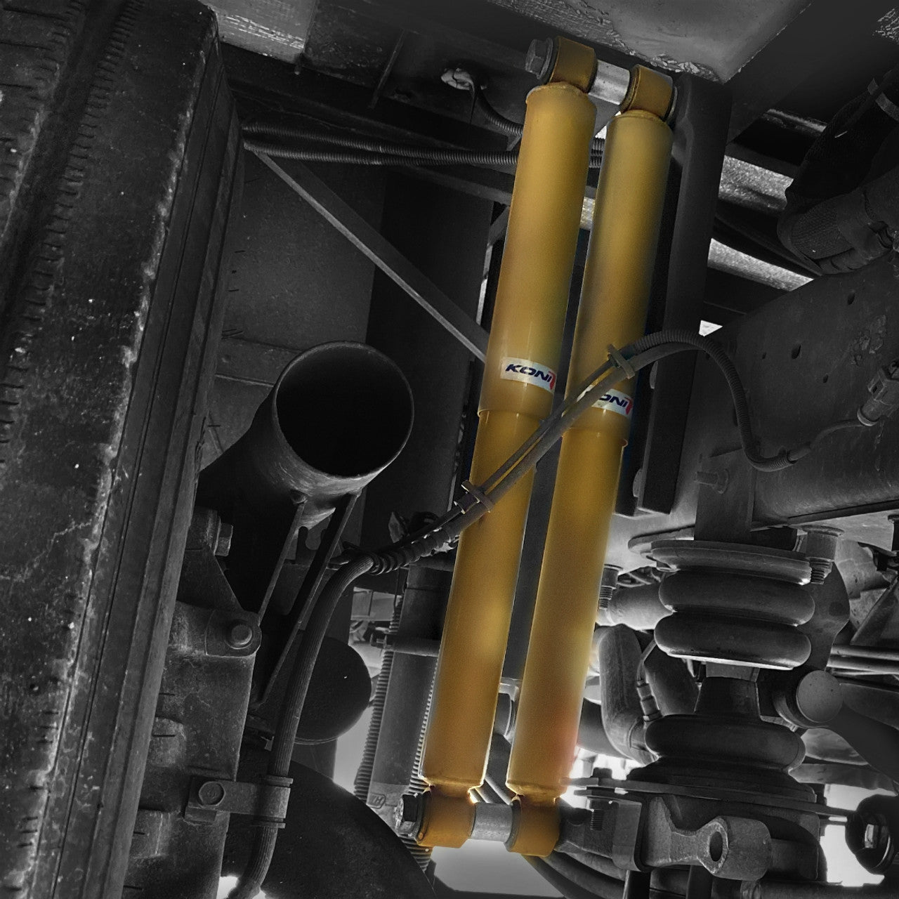 SuperSteer SS2022F Front Quad Shock Kit Ford F53 V10 & V8 20-22K